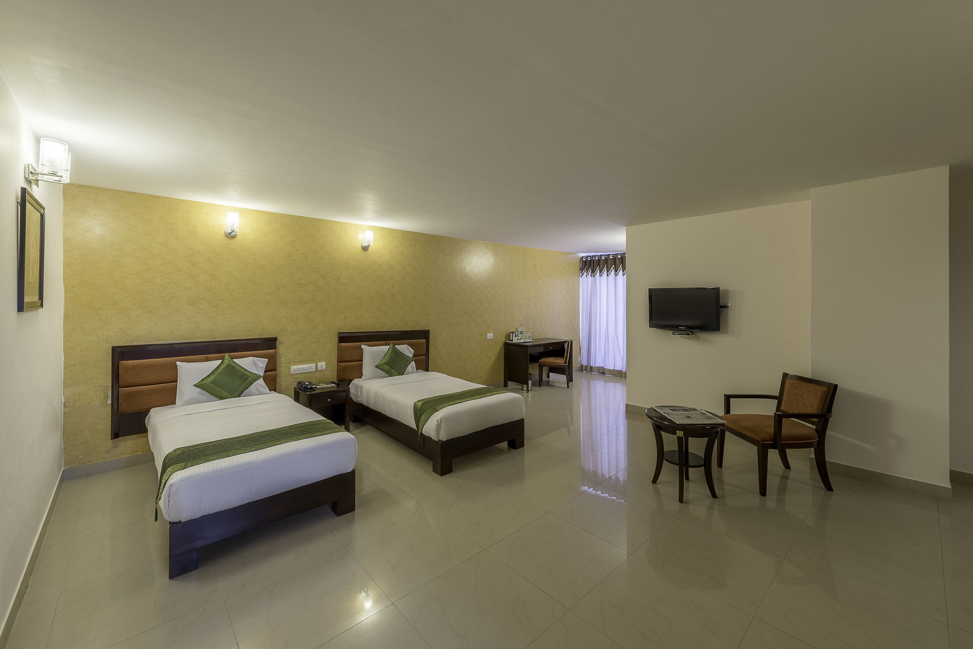 Hotel Treebo Crystal Castle Bangalore Exterior foto